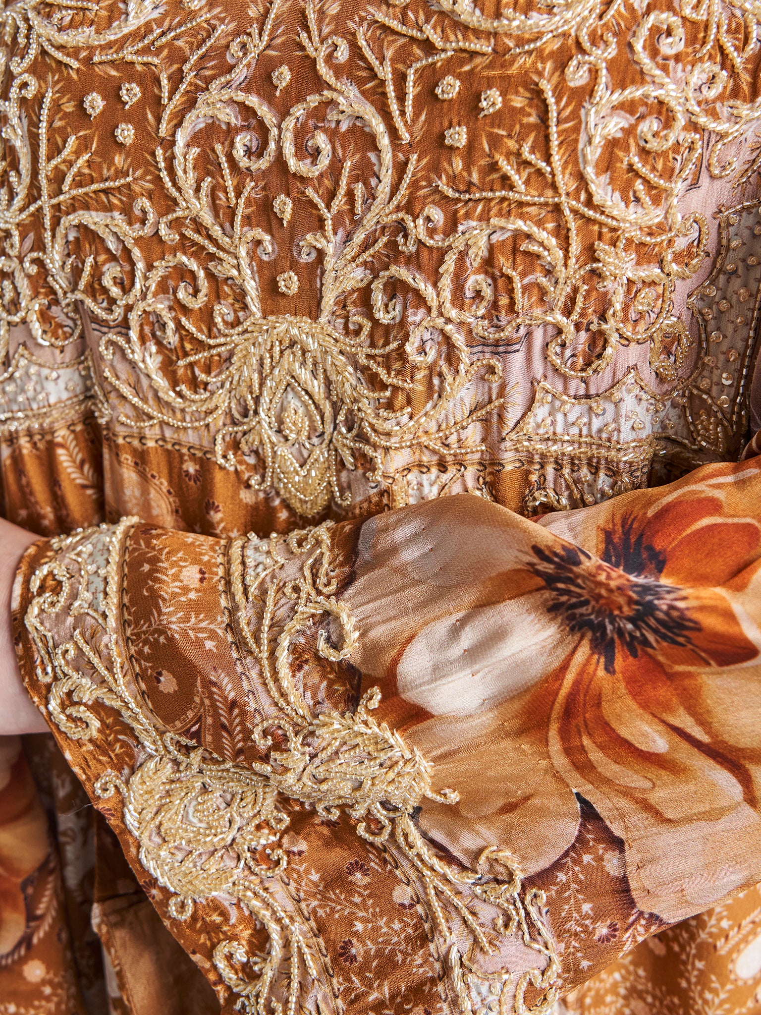 Paisley and Floral Beadswork Jalabiya (VDE295) - Image 5
