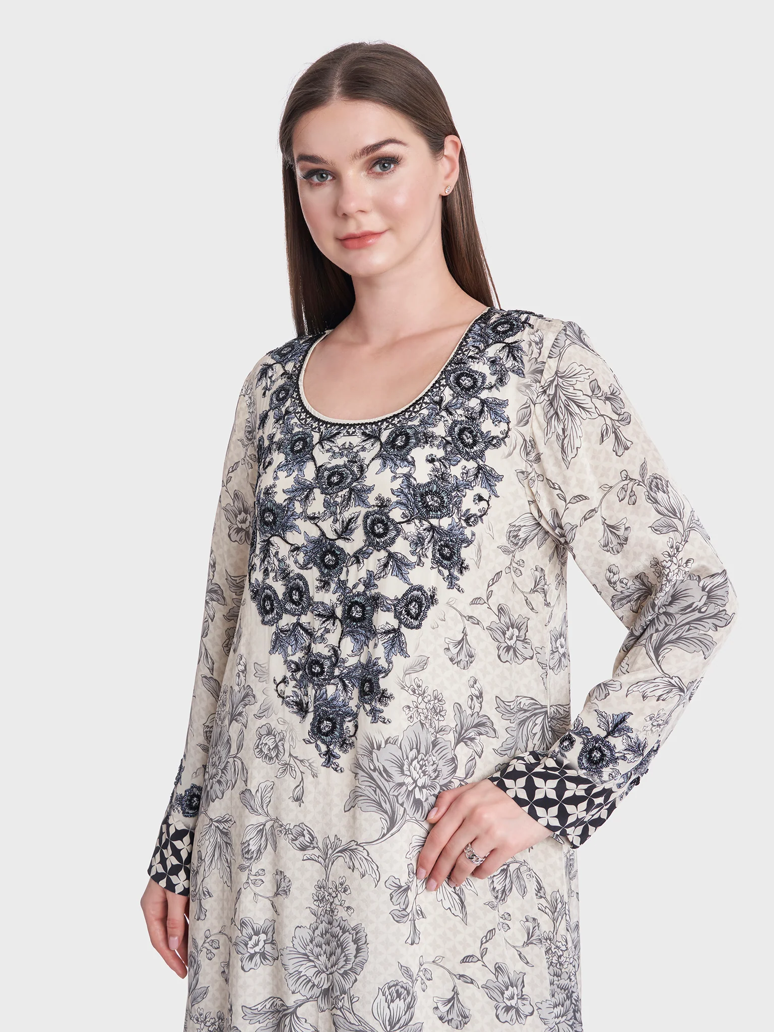Floral Print Crepe Handwork Jalabiya (VDU769)