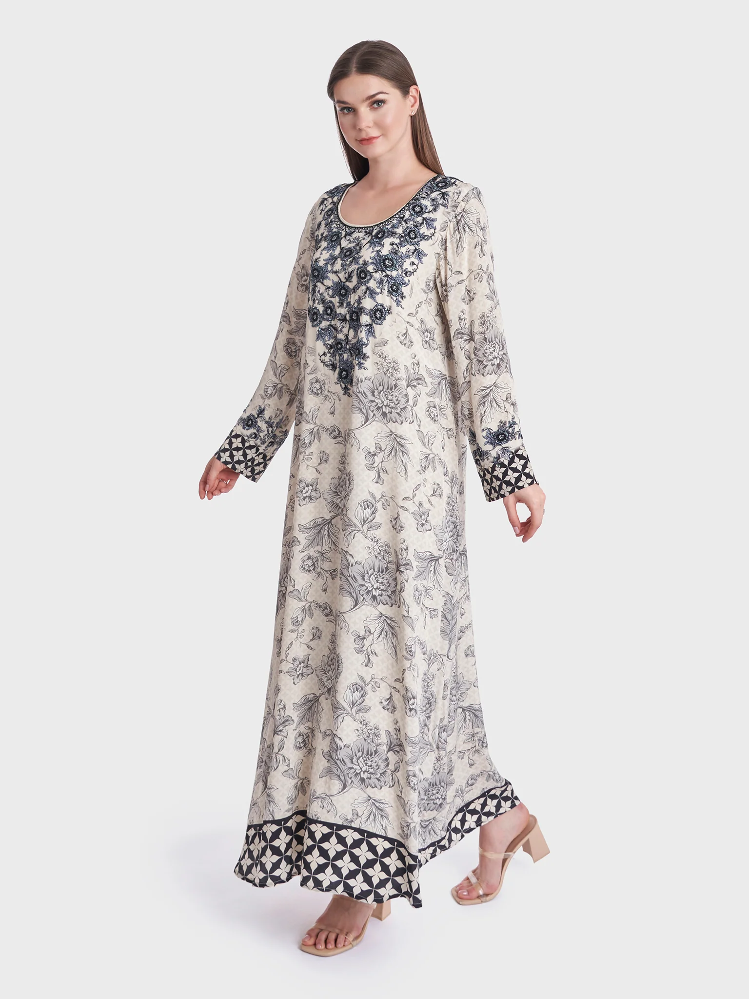 Floral Print Crepe Handwork Jalabiya (VDU769) - Image 3