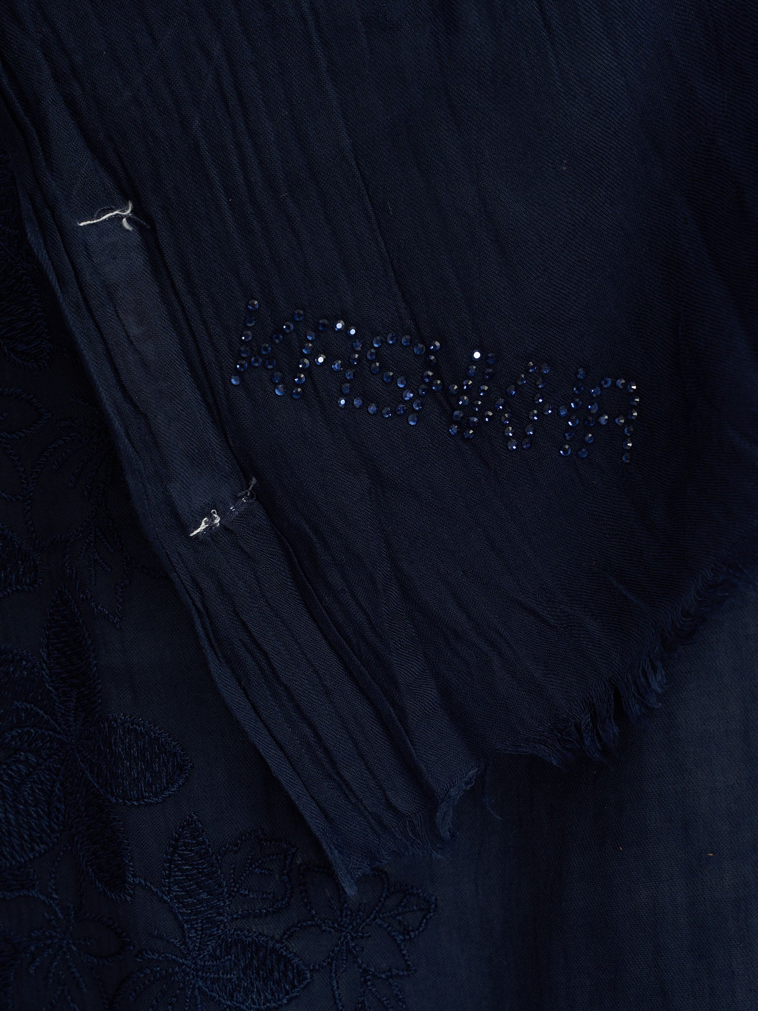 Cotton Viscose Solid Colour Hijab with Embroidered Flower (HYM101) - Image 9