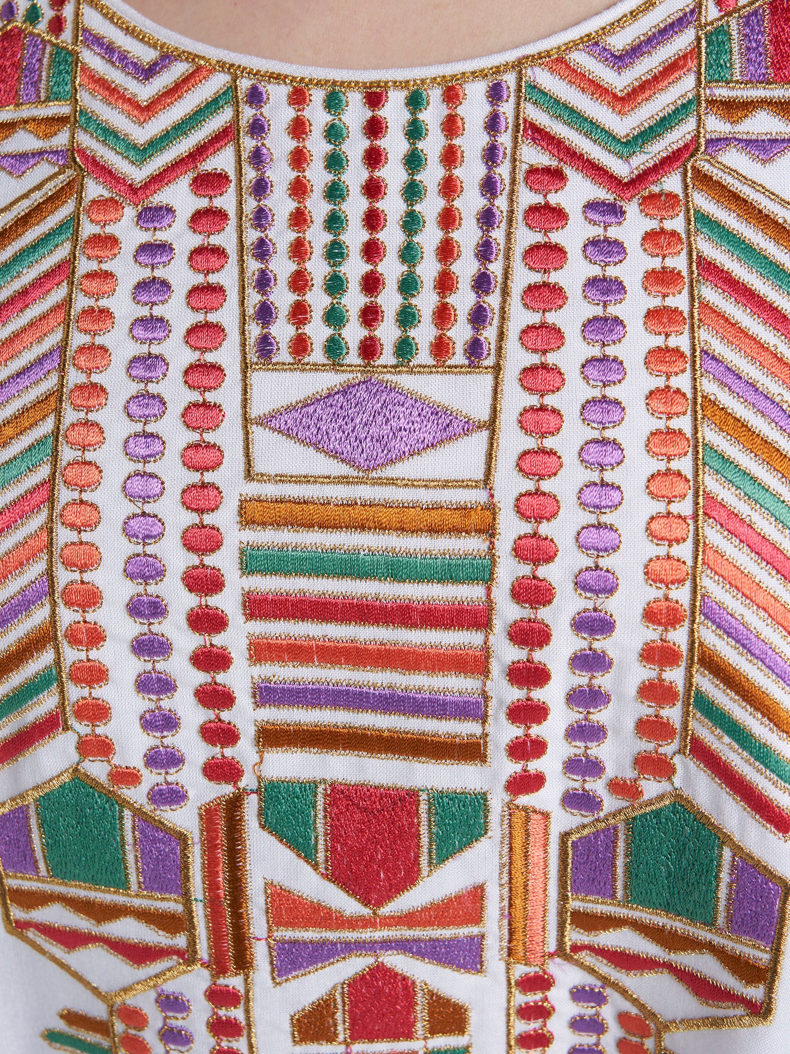 White Colour Machine Embroidery Rayon Jalabiya (VW508) - Image 5