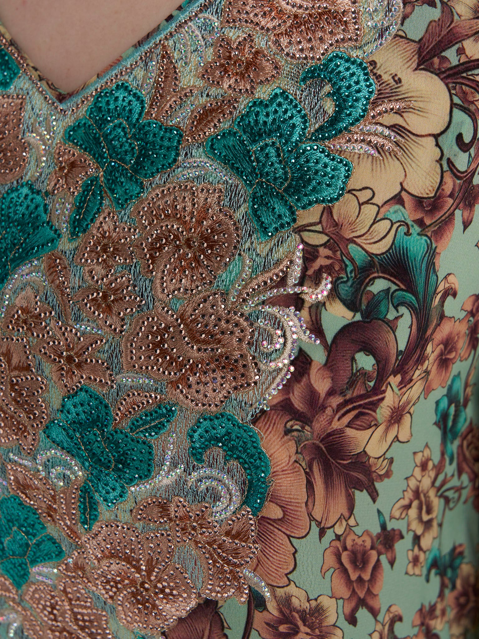Pistachio Colour Floral Print Viscose Stonework Jalabiya (VG3128A) - Image 5