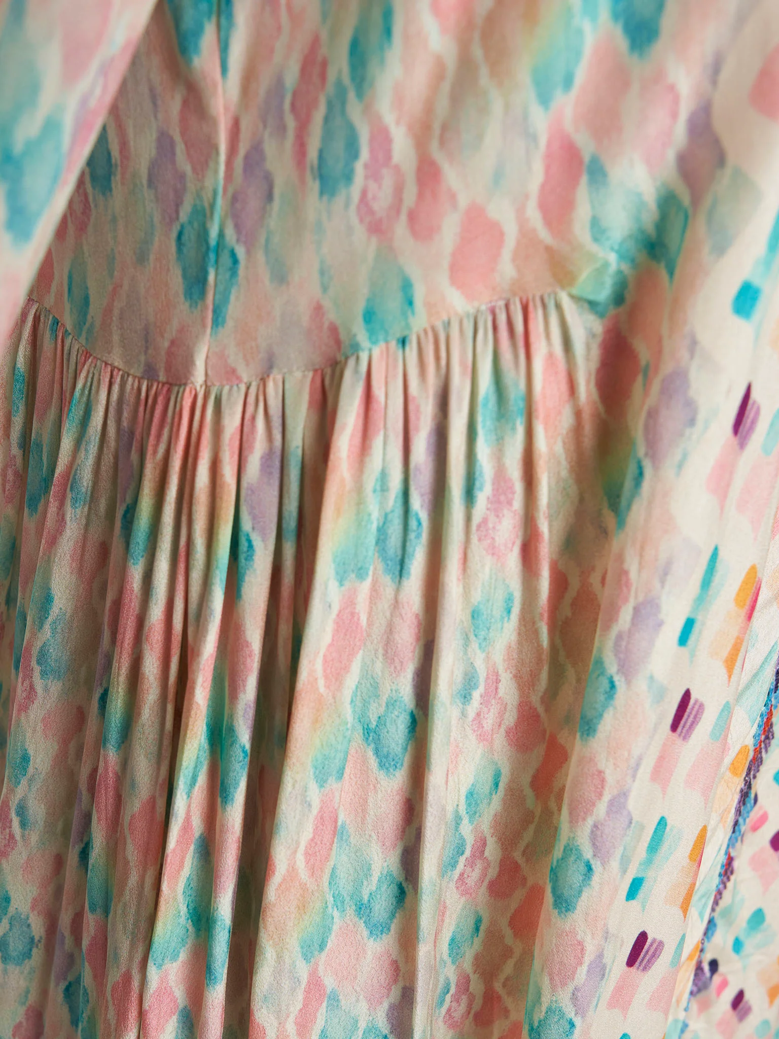 Multi Colour Geometric Print Viscose Crepe Stone Work Jalabiya (VG3301) - Image 6