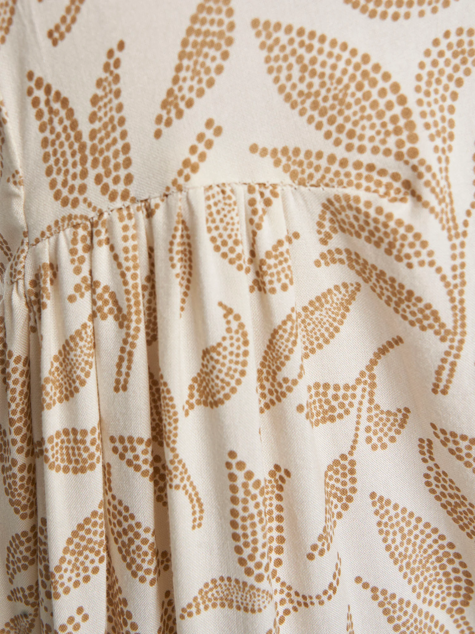 Cream Colour Machine Embroidery Rayon Leaf Printed Jalabiya (VG3180) - Image 6