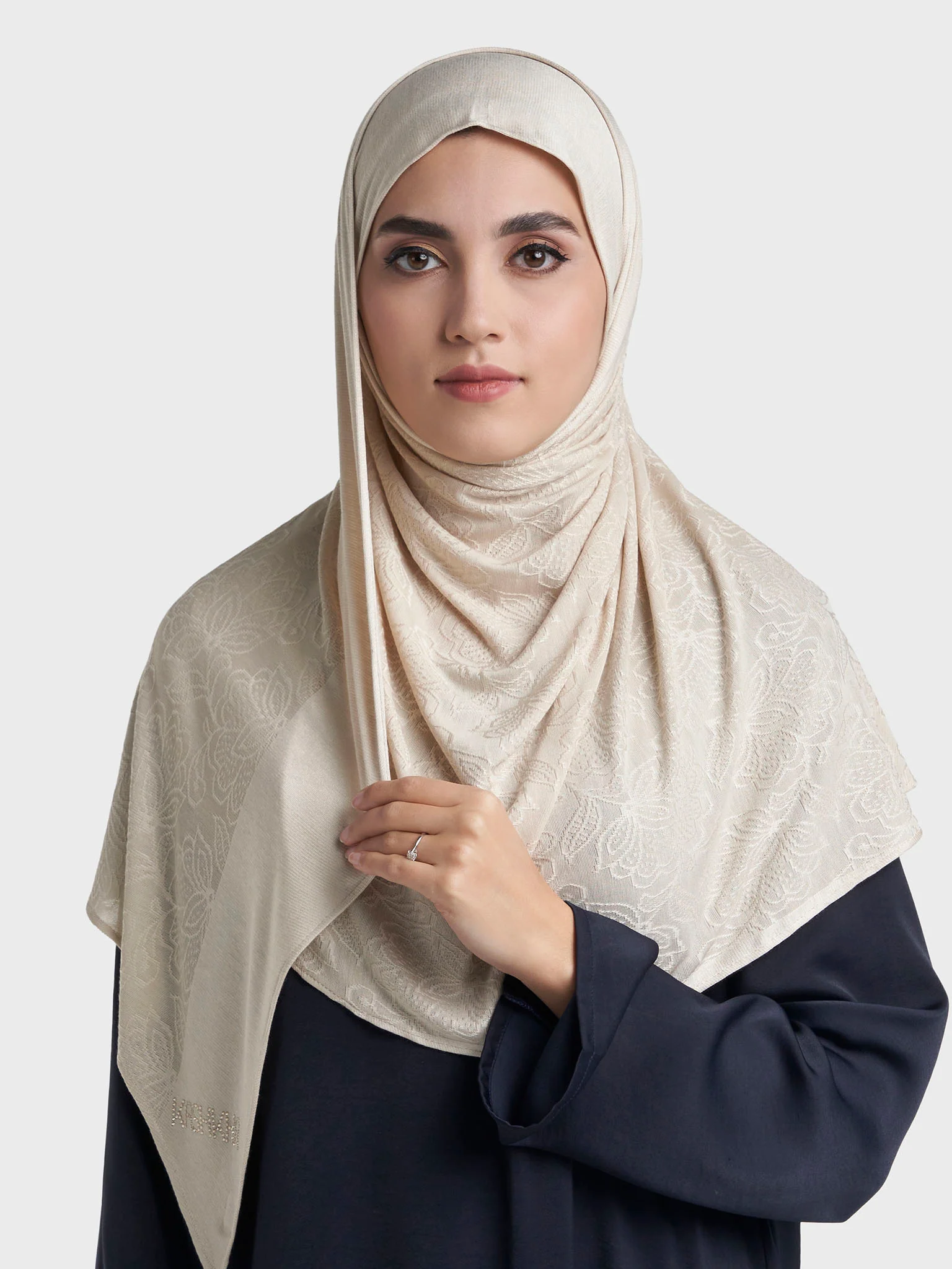 Veins Jacquard Self Print Ready to Wear Jersey Hijab (SRKP22131L)
