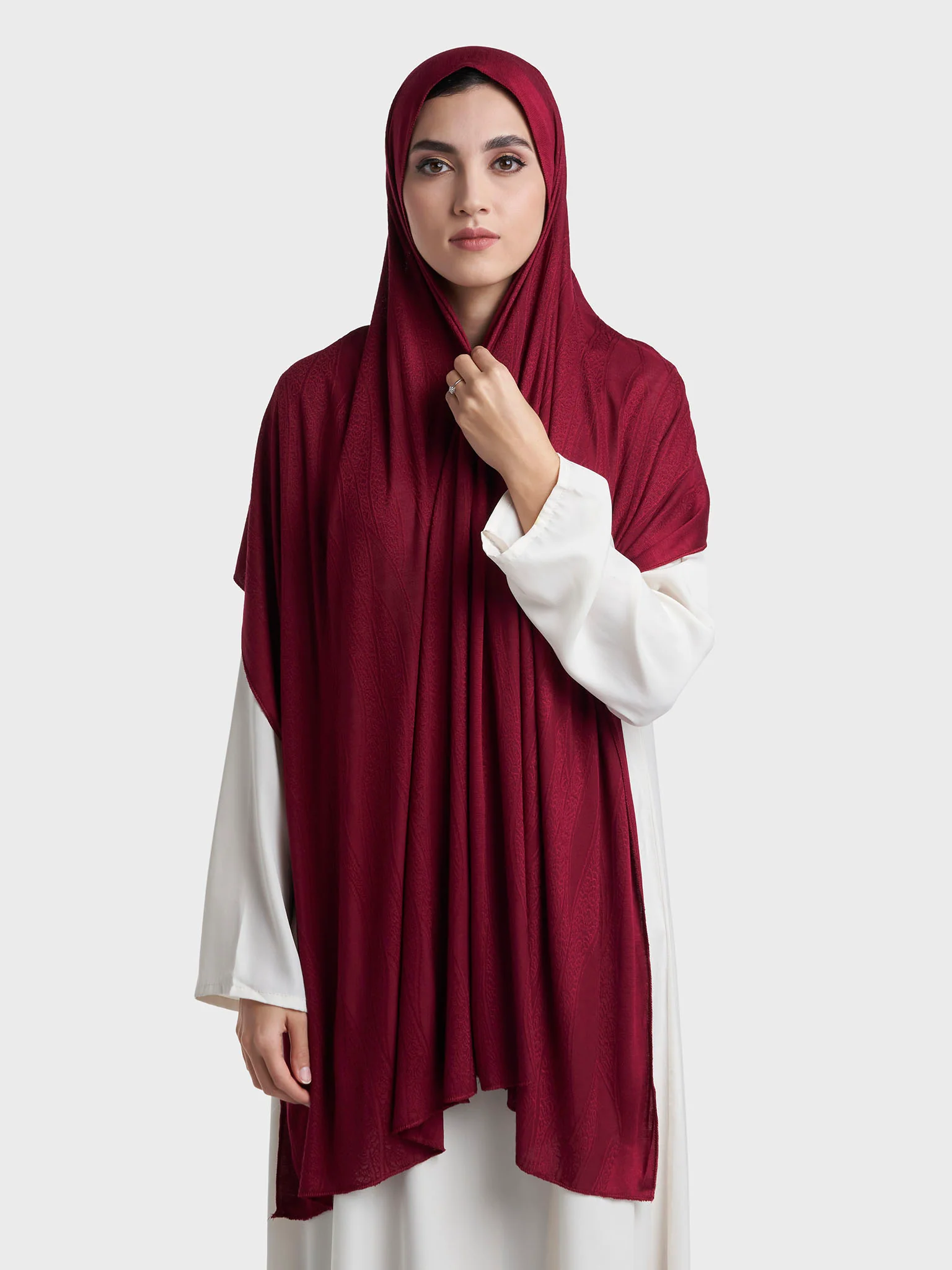 Veins Jacquard Self Print Jersey Hijab (SRKP22129L) - Image 2