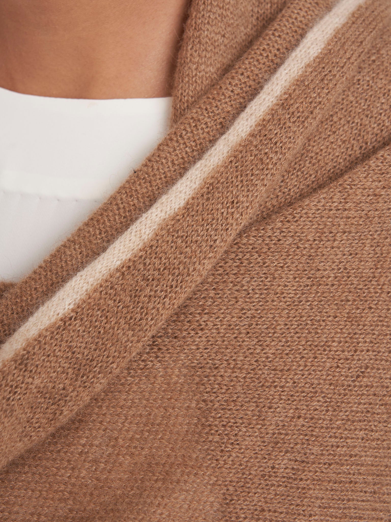 Framed Camel Wool Premium Thick Shawl (NFS9072) - Image 3