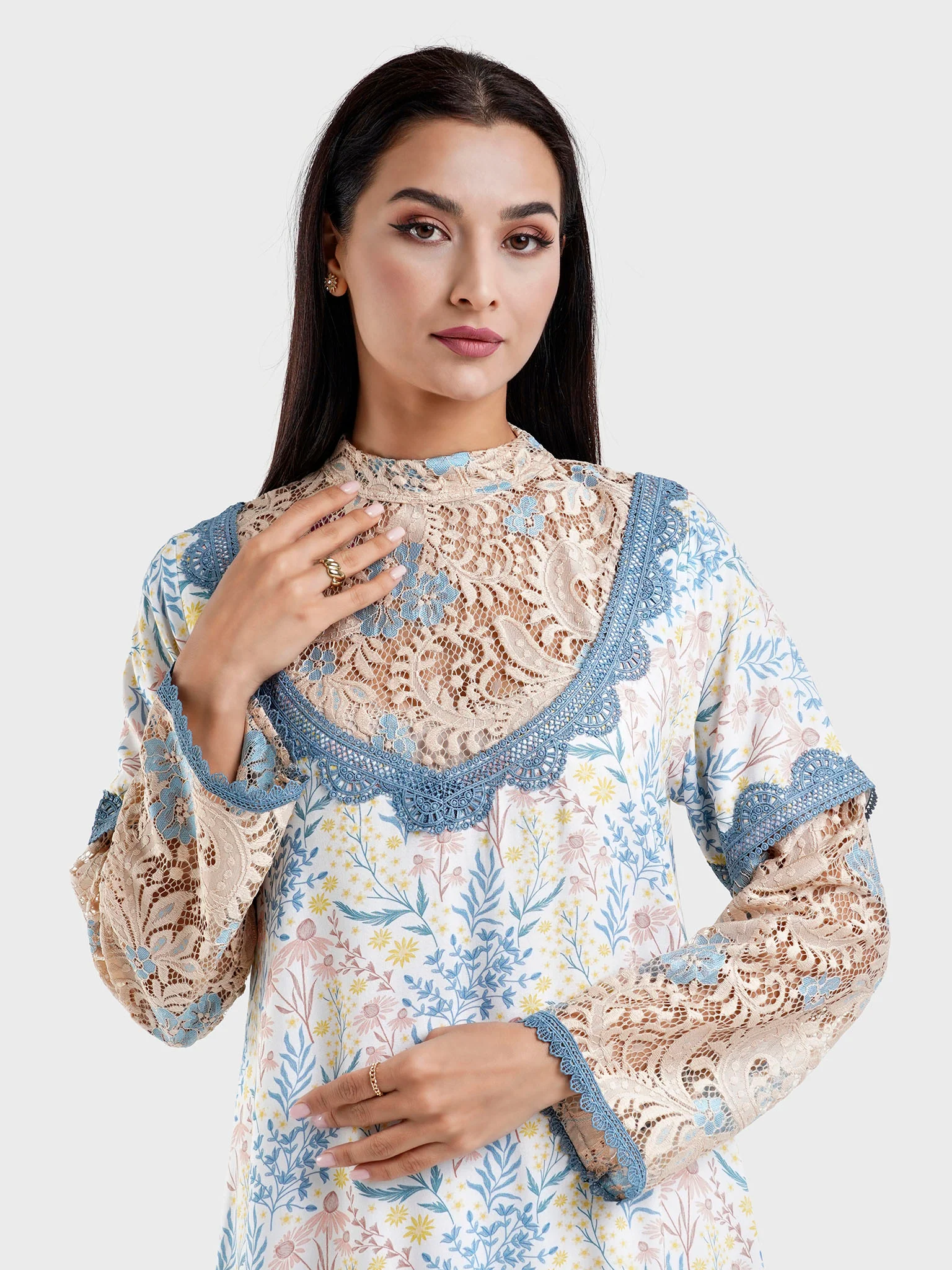 Viscose Peach Floral Print Jalabiya with Dantel (HW06)