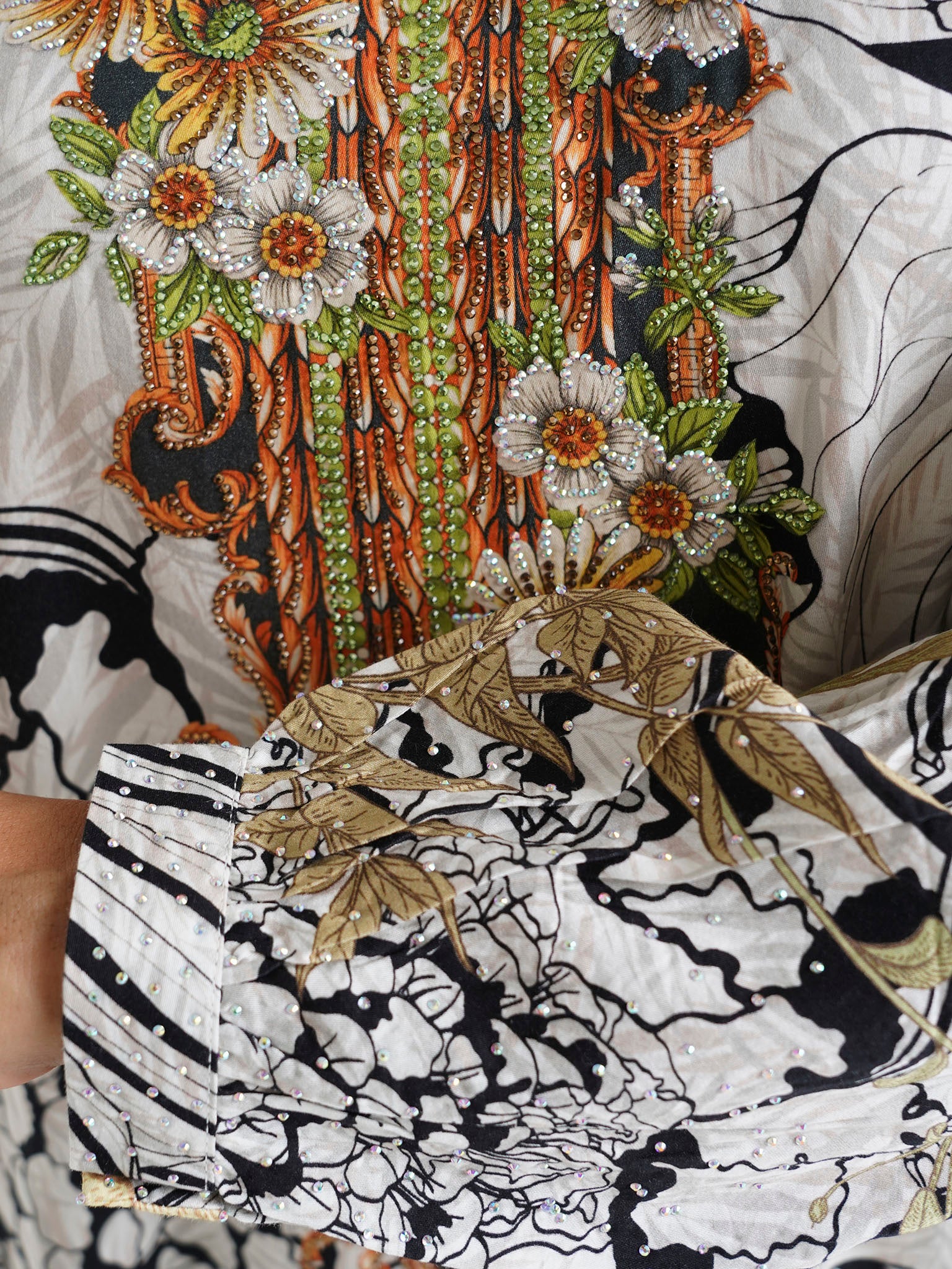 Light Grey Garden Printed Cotton Satin Stone Work Jalabiya (VDU859) - Image 5