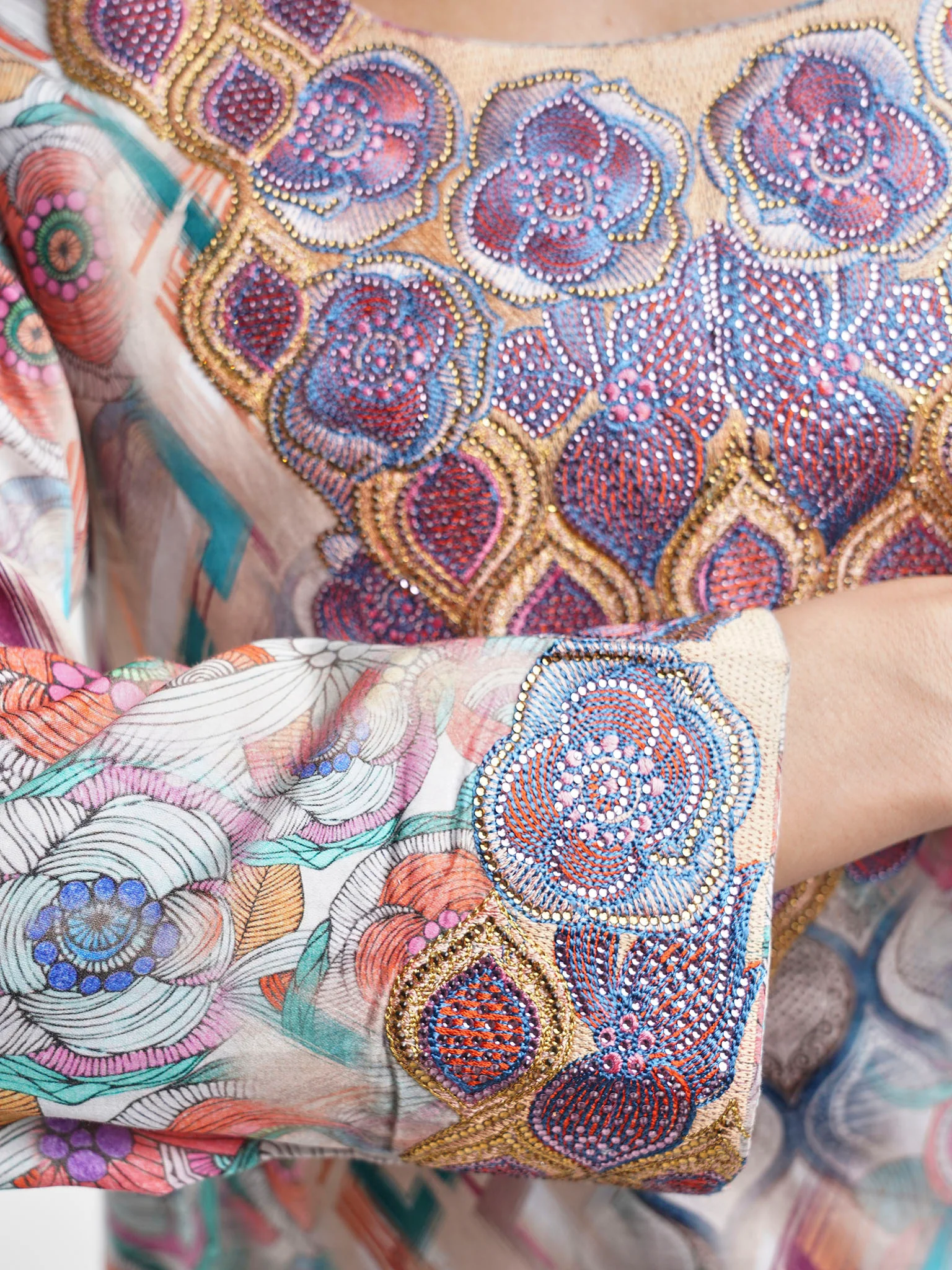Cotton Satin Multicolor Abstract Print Jalabiya (VG2890) - Image 5