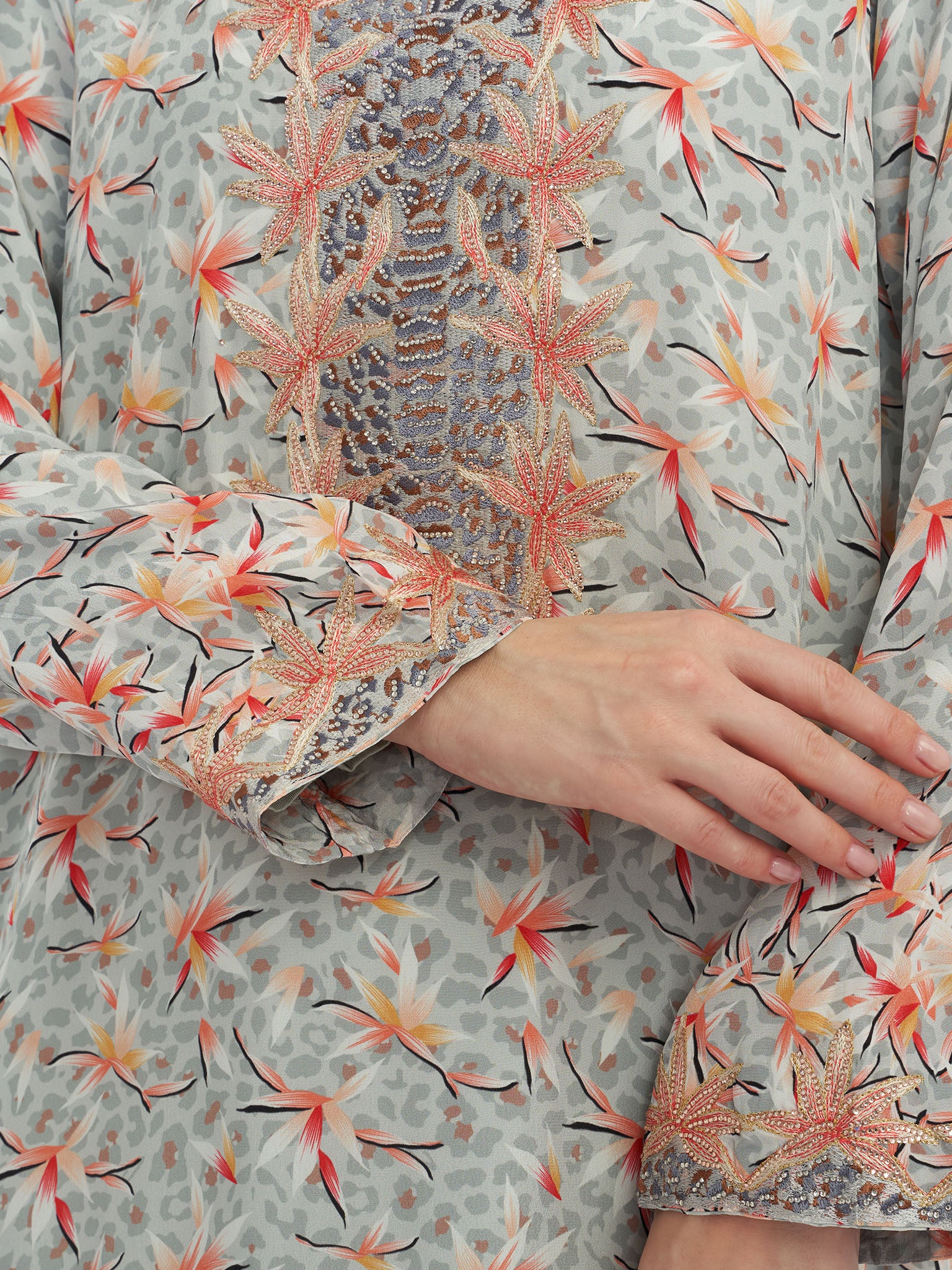 Grey Floral Print Jalabiya with Stonework (VG2894) - Image 5