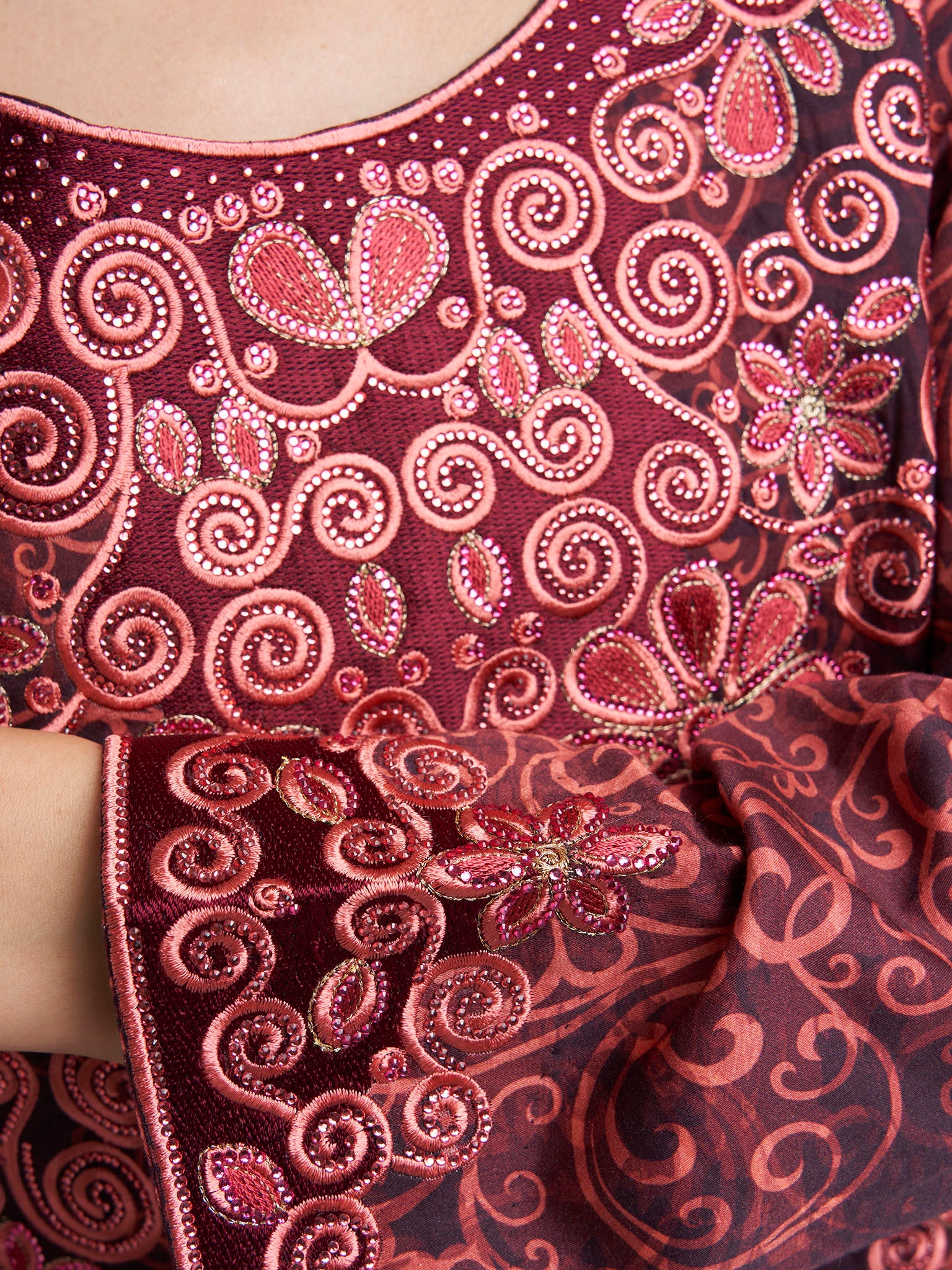Maroon Cotton Satin Abstract Print Jalabiya (VW272) - Image 5