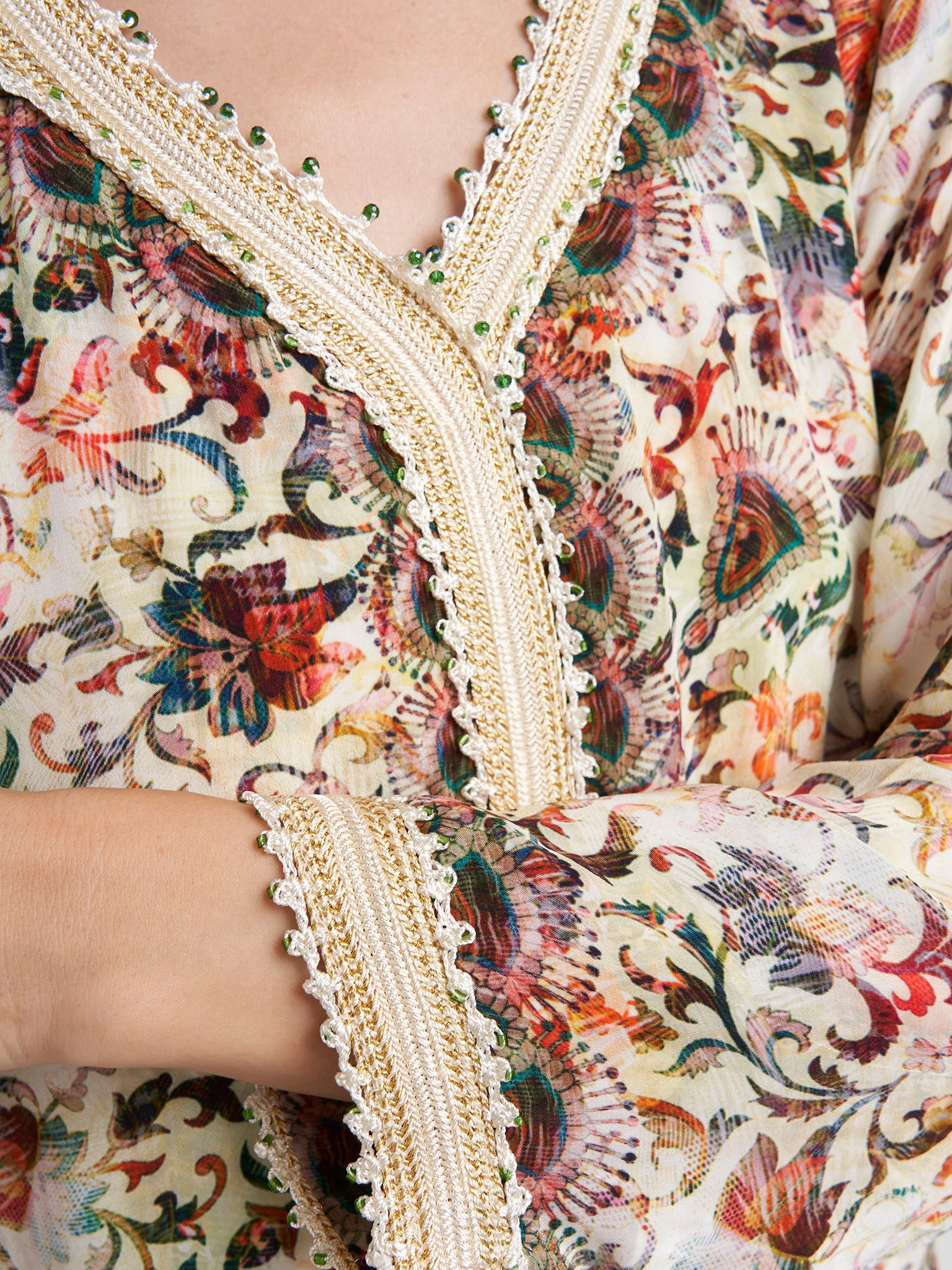 Cream Viscose Crepe Motif Print Jalabiya (VG2306) - Image 5