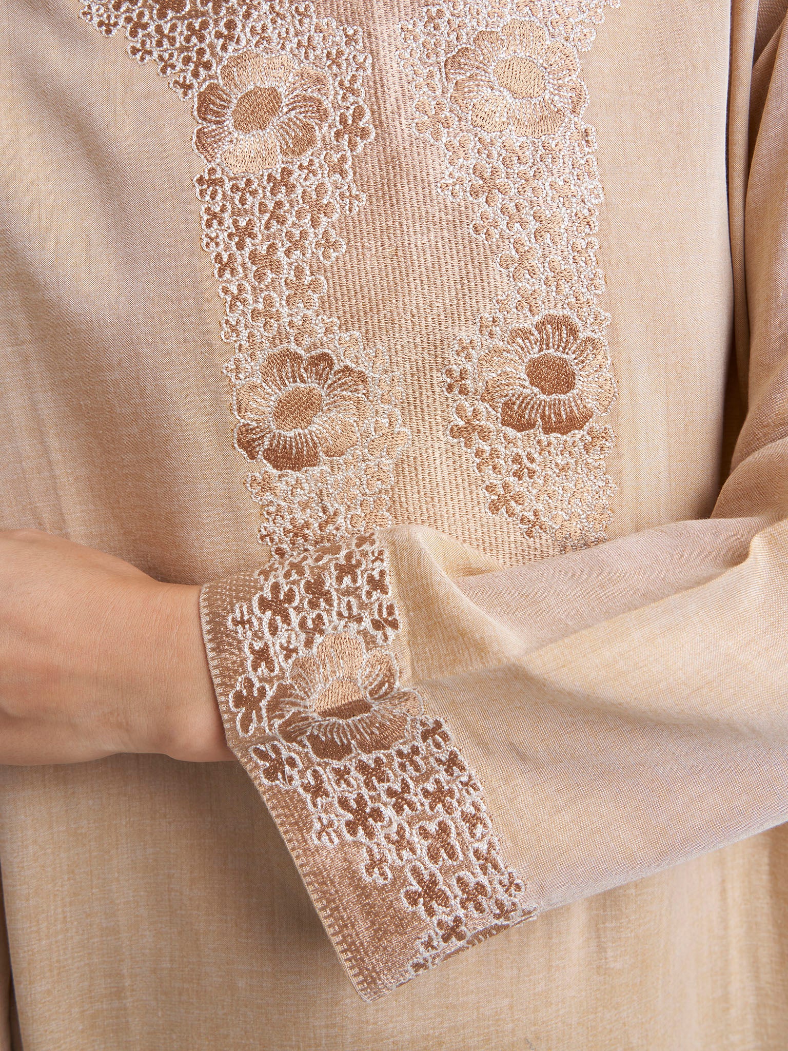 Beige Colour Machine Embroidered Jalabiya (VG2968) - Image 5
