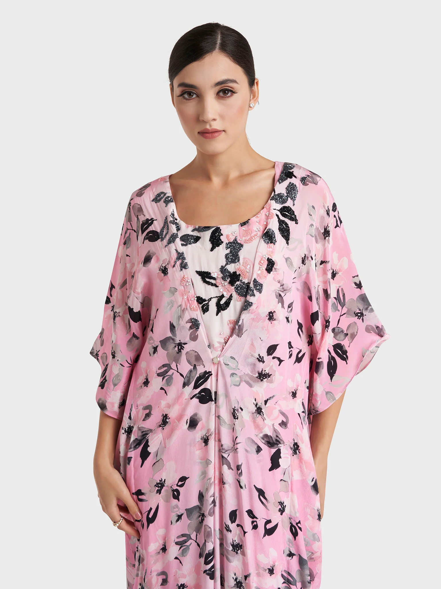 Pink Floral Print Viscose Crepe Farasha Poncho (VW474)