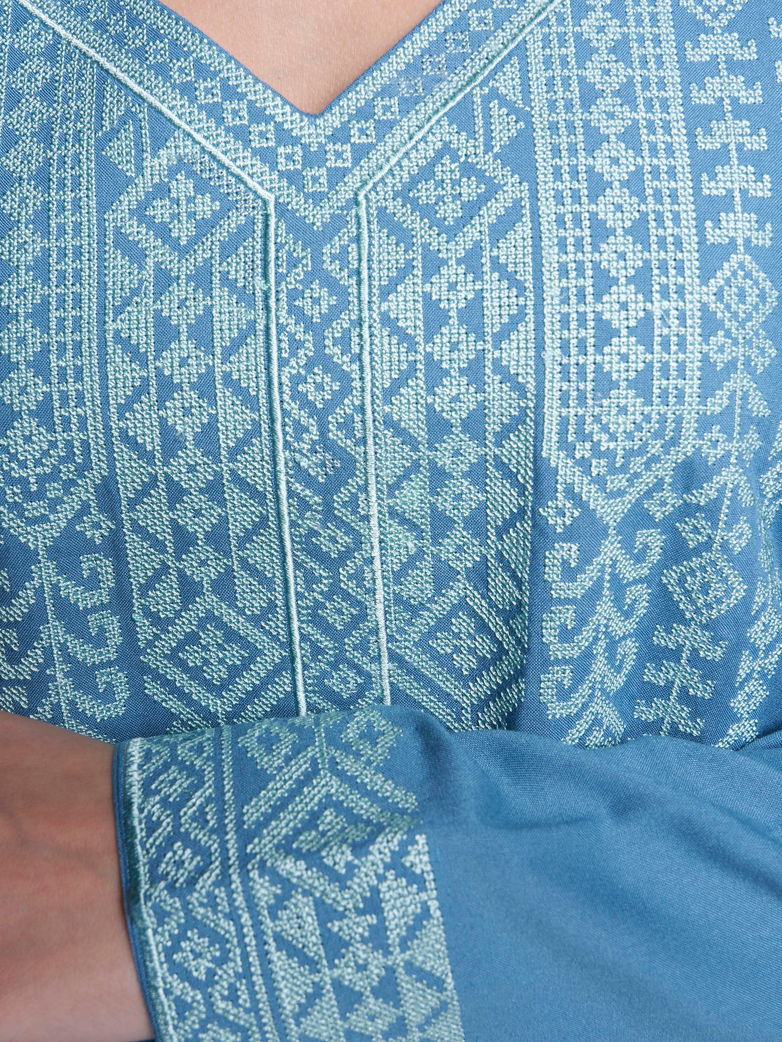 Teal Color Cross Stitch Emboidery Kuwaiti Cut Jalabiya (VG2998) - Image 6
