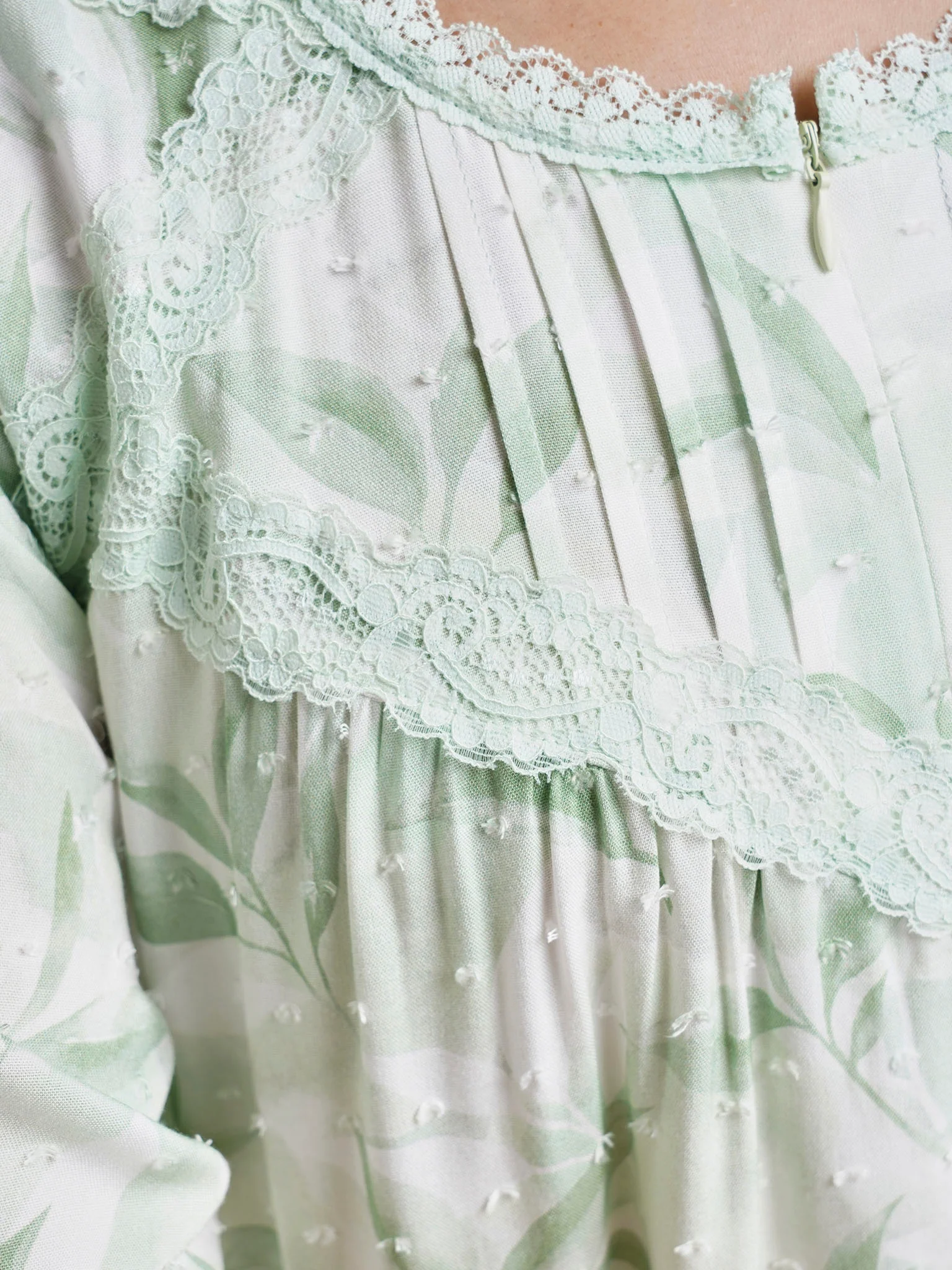 Viscose Doby Leaf Print Nightwear Dress (CNH452) - Image 5